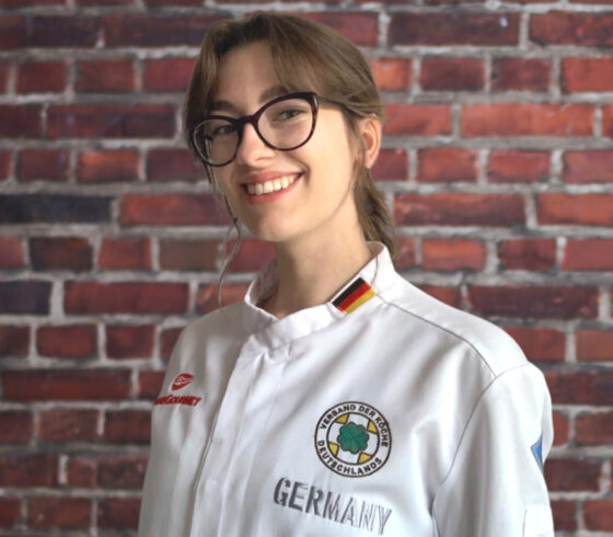 Steinburg-Auszubildende Conny Kraus kocht in der deutschen Köche-Jugendnationalmannschaft